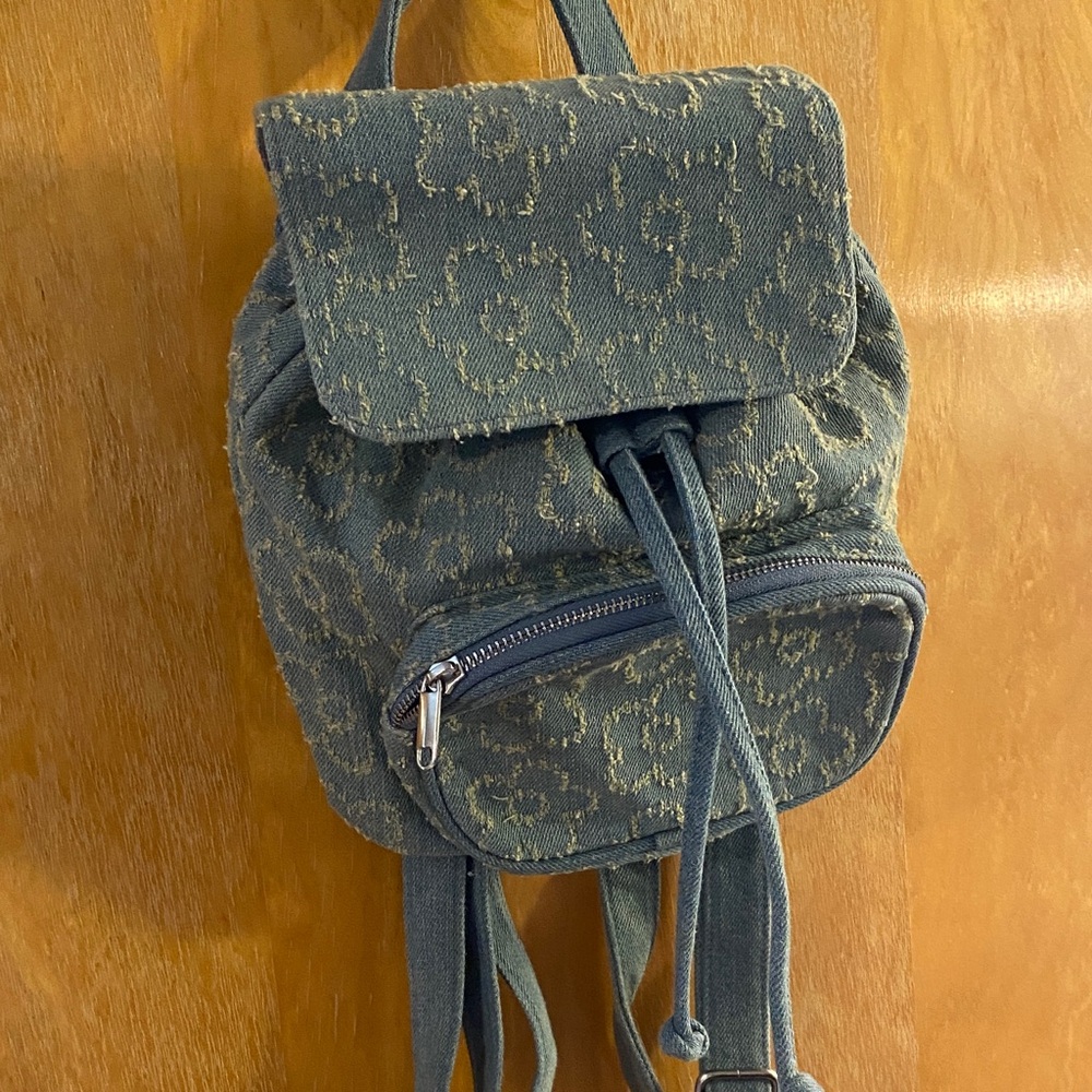 Floral Patterned Blue Backpack